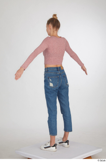 Kate Jones blue jeans casual dressed pink long sleeve t…